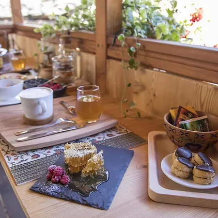 L'angolino Di Bonny Bed and Breakfast 3*