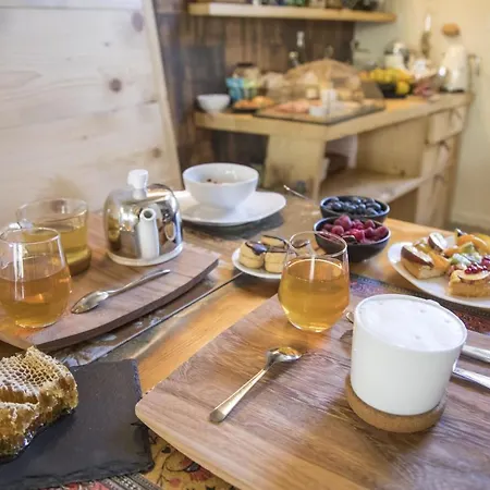 L'angolino Di Bonny Bed & Breakfast 3*