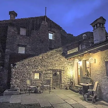 L'angolino Di Bonny Bed and Breakfast 3*